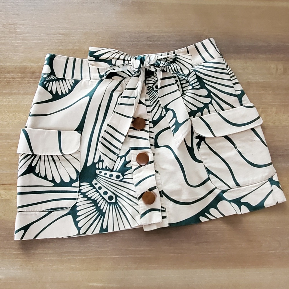 J Crew Pattern Mini Skirt Size (Possible size 6)